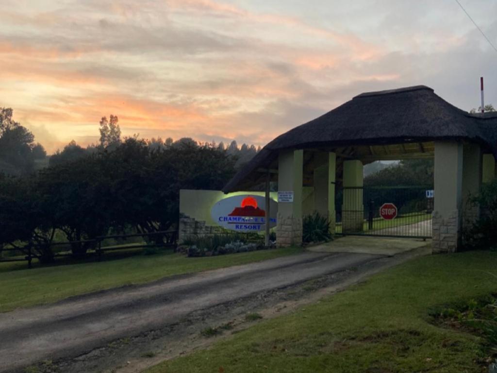 Champagne Lane Resort Champagne Valley المظهر الخارجي الصورة